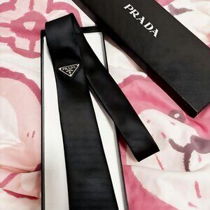 PRADA Black Tie